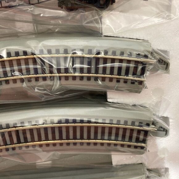 Hawthorne Village Multicolor Thomas Kinkade's Christmas Express Train OS - Picture 5 of 8